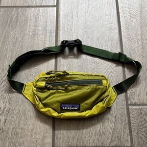 Patagonia Fanny Pack Mini Hip Pack Multi-Green colorway